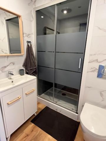 Superbe Appartement Colmar Avec Vue Et Jacuzzi Luaran gambar